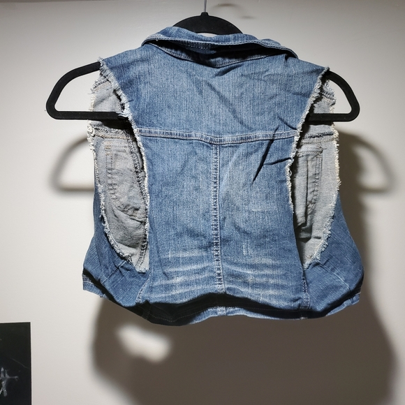 Forever 21 Cropped Jean Vest - Large - Picture 3 of 4